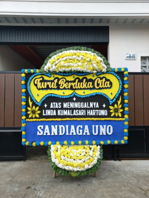Papan Bunga Duka di Padang Nangka